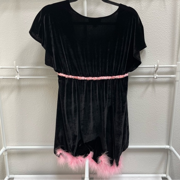 Jeannie Nitro Stretch Black Velvet Mini Dress with Pink Marabou Trim Size Large - Picture 2 of 9